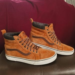 Vans Sk8-Hi MTE, Size 10.5, Like New!